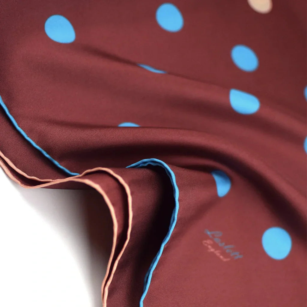 How to care for a silk scarf: a complete guide